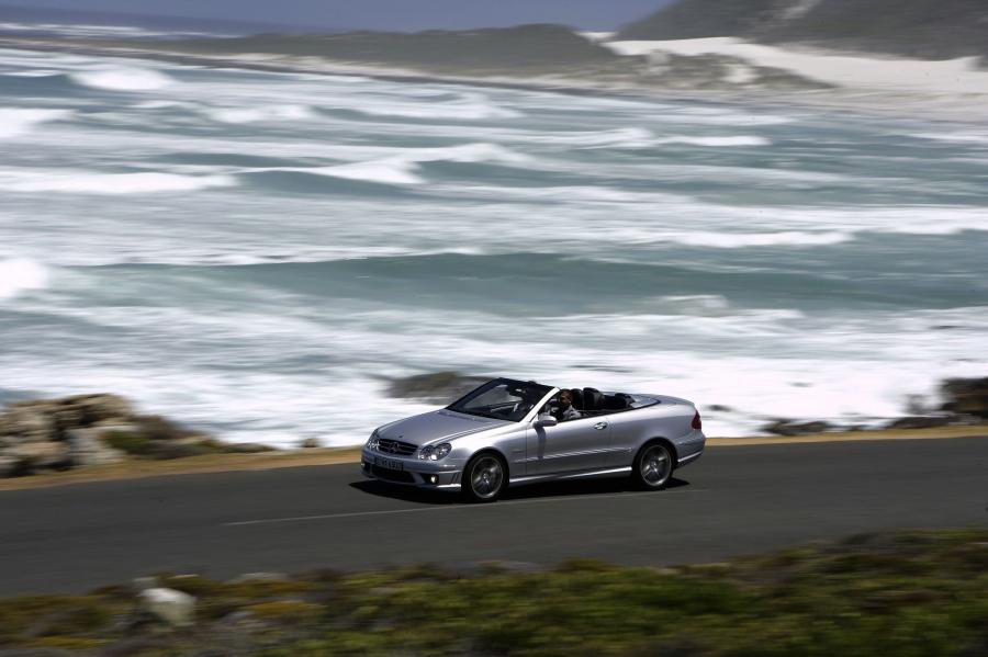  Mercedes-Benz CLK63 AMG Cabriolet 2007 года  (фото 4 из 16)